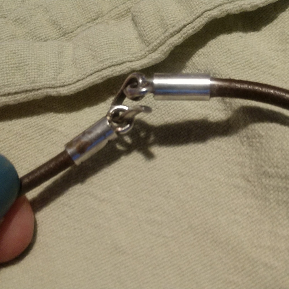 Gemstone cross necklace - Picture 9 of 16